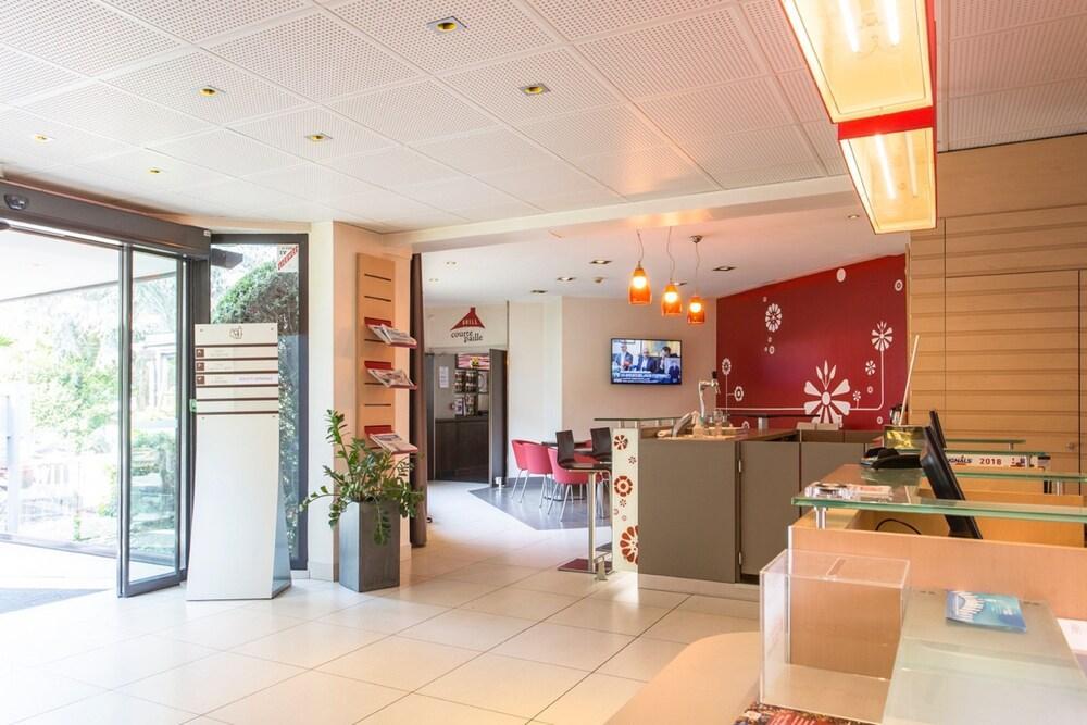 Ibis Senlis Hotell Senlis  Eksteriør bilde
