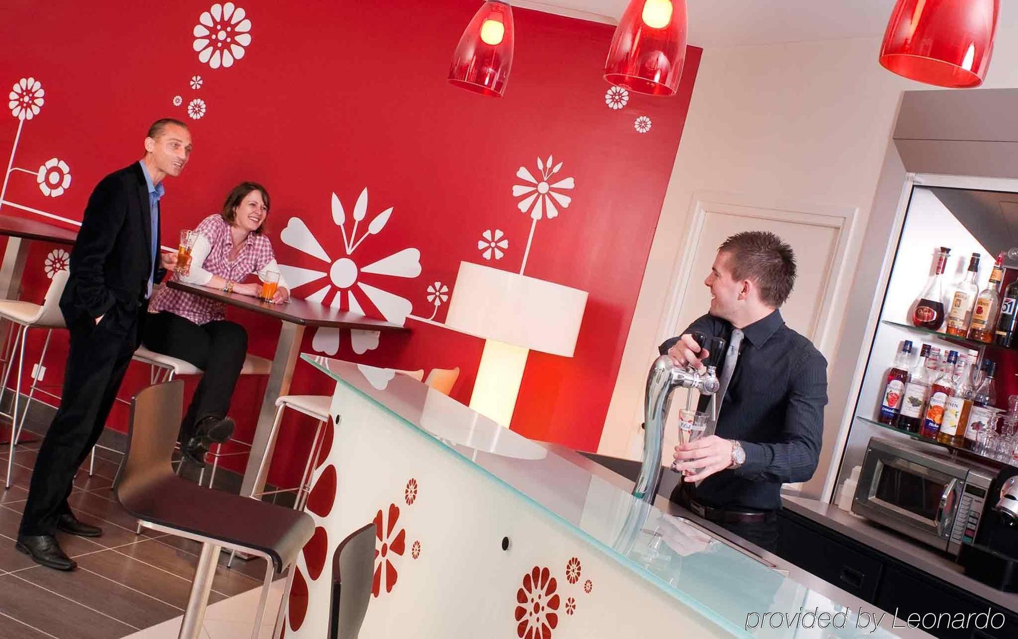 Ibis Senlis Hotell Senlis  Eksteriør bilde